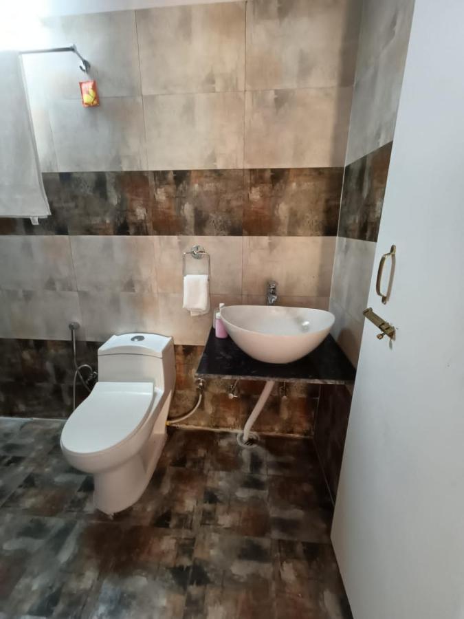 Paradise Pool Resort By Beyond Stay Nainital Eksteriør billede