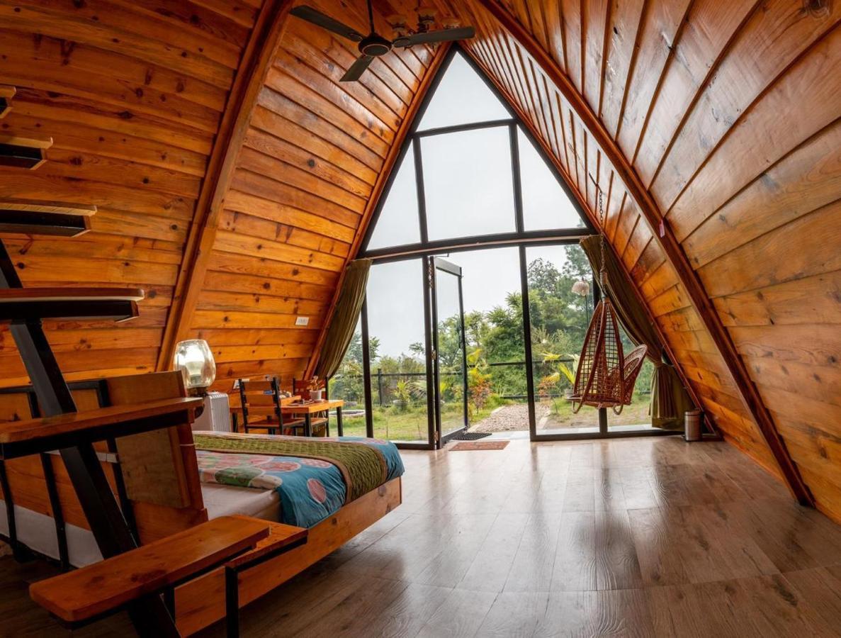 Paradise Pool Resort By Beyond Stay Nainital Eksteriør billede